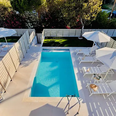 Zorbas Family ヴィラ Platanias (Skiathos)