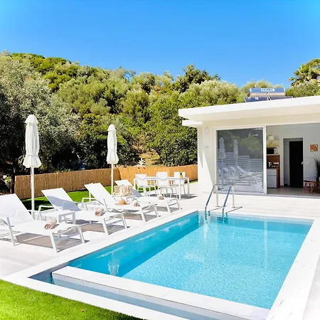 Zorbas Family * Platanias (Skiathos)