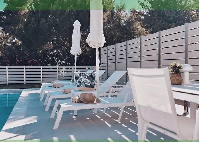 Zorbas Family Villa Platanias (Skiathos)