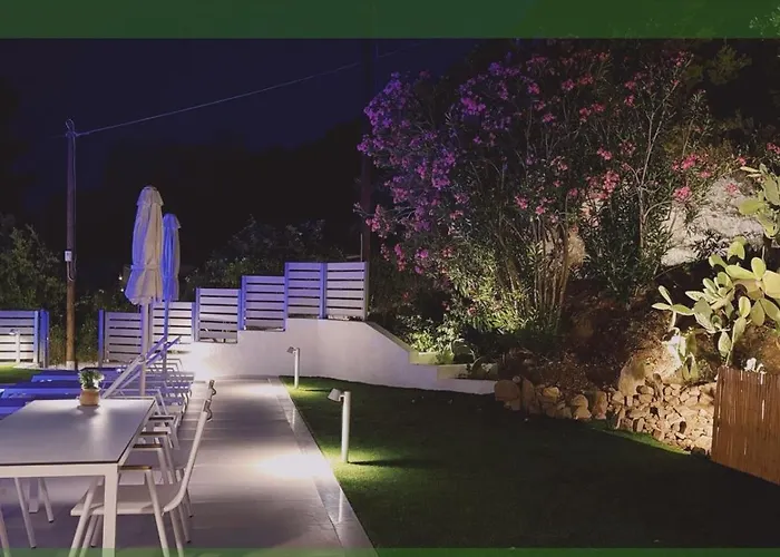 Zorbas Family Platanias (Skiathos)