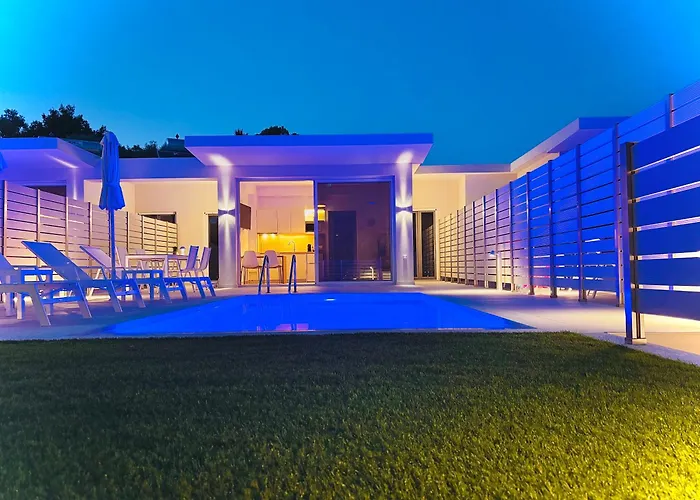 Zorbas Family Platanias (Skiathos)