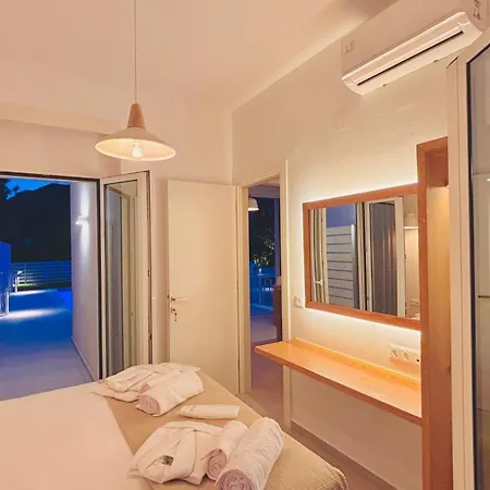 빌라 Zorbas Family Platanias (Skiathos)