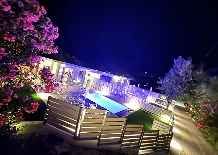 Zorbas Family * Platanias (Skiathos)