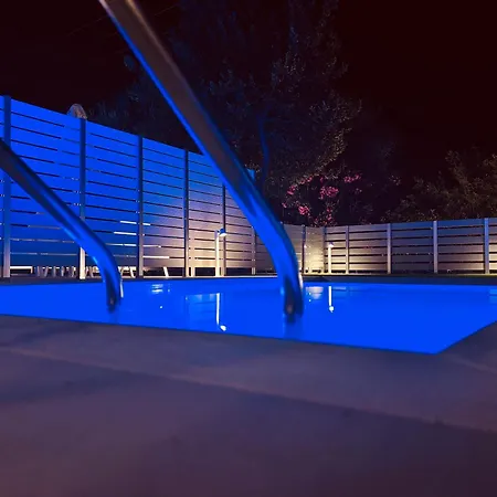 Zorbas Family Villa Platanias (Skiathos)