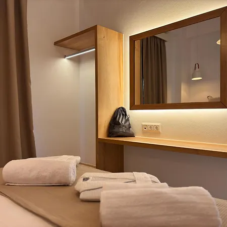 Vila Zorbas Family Skiathos