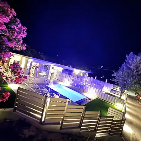 Zorbas Family * Platanias (Skiathos)