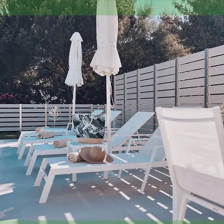 Zorbas Family Villa Platanias (Skiathos)