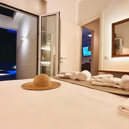 Zorbas Family Platanias (Skiathos)